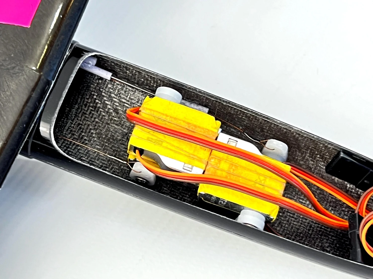 Hawk 2 1m DLG - Image 15