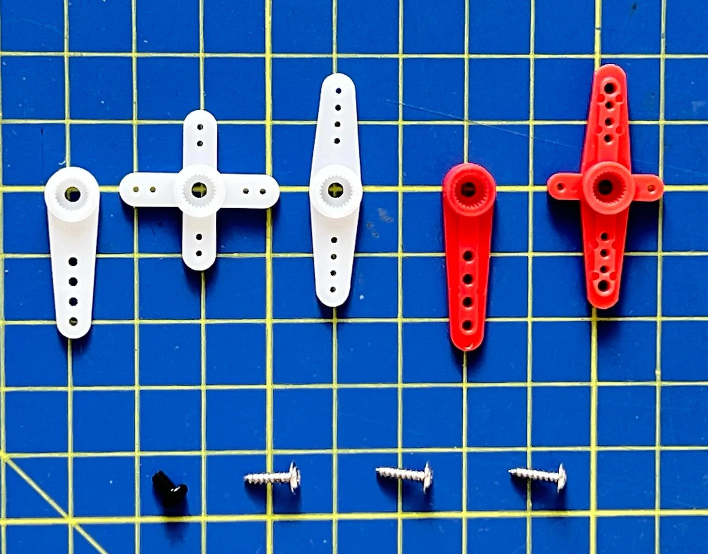 KST DS315MG Servo Servo - 4.8Kg.cm 0.07s 20.5g 12mm - Image 7