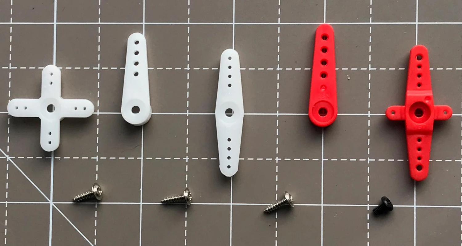 KST X10 Mini V8 Wing Servo - 7.5Kg.cm 0.09s 23.0g 10mm - Image 3